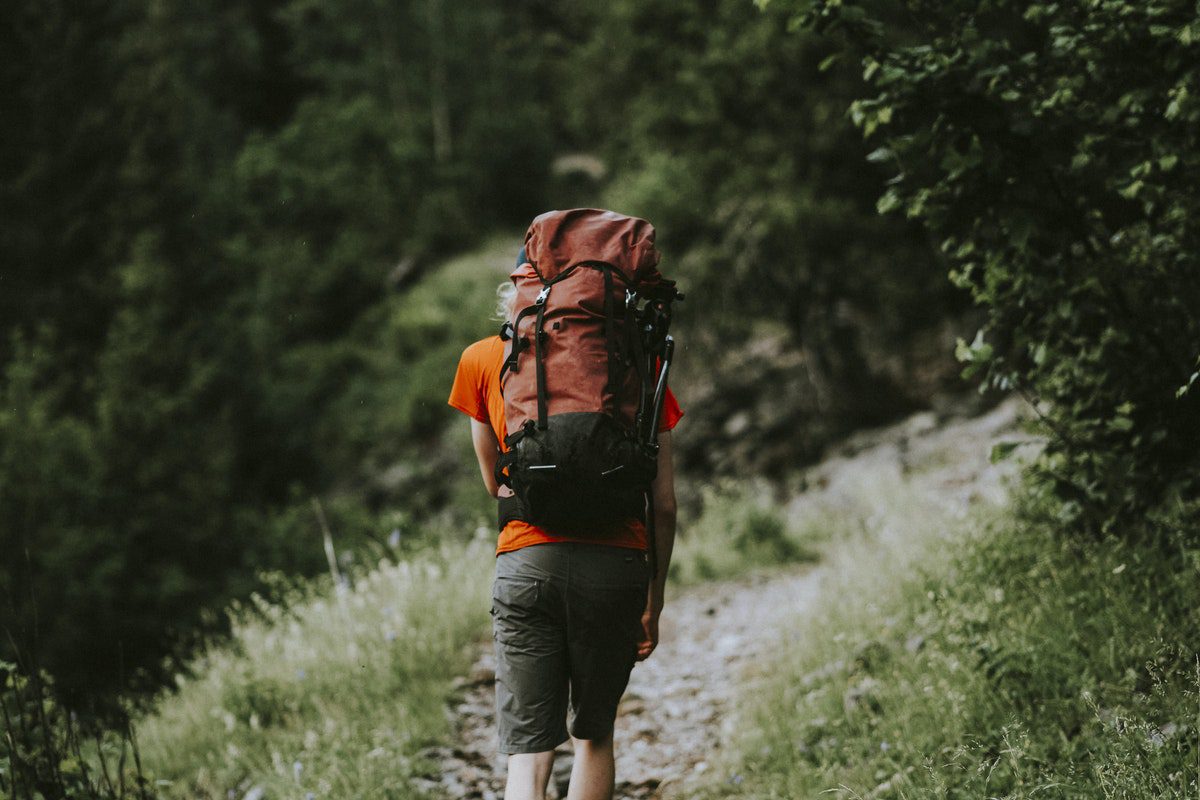 man-climing-trail-jaywalker